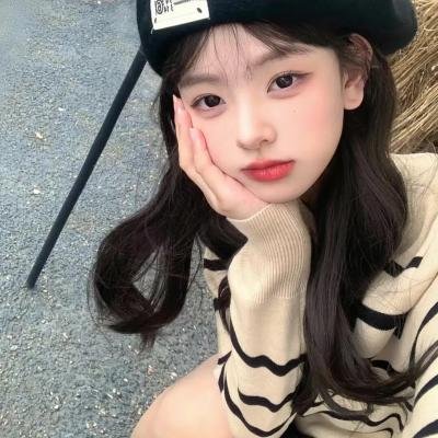 背带短裤丧尸来袭